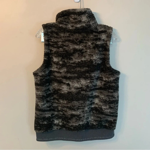 Athleta Camo Sherpa Plush Cozy  Fall Tugga Vest S - Picture 3 of 10